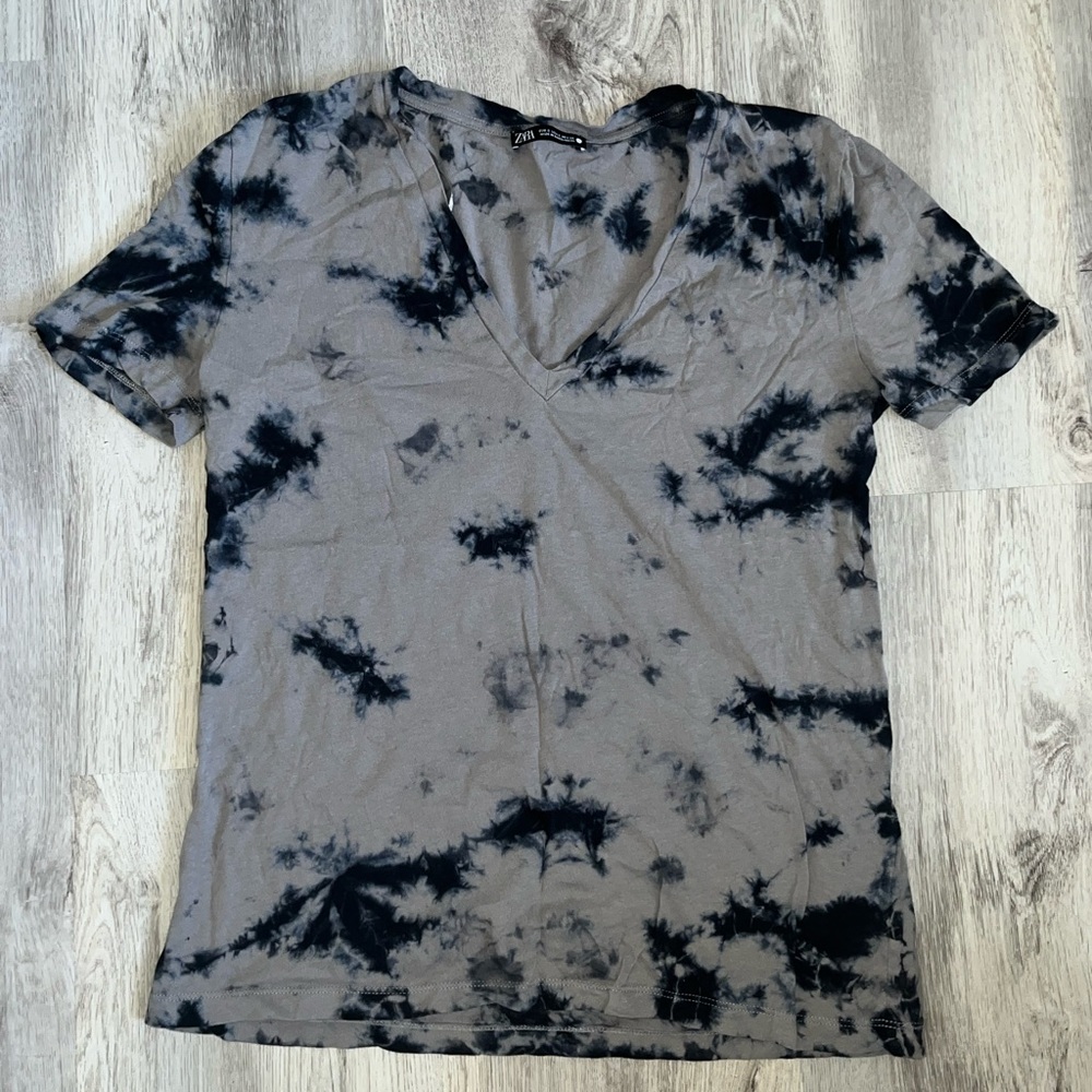 Used - Picture 2 of 2